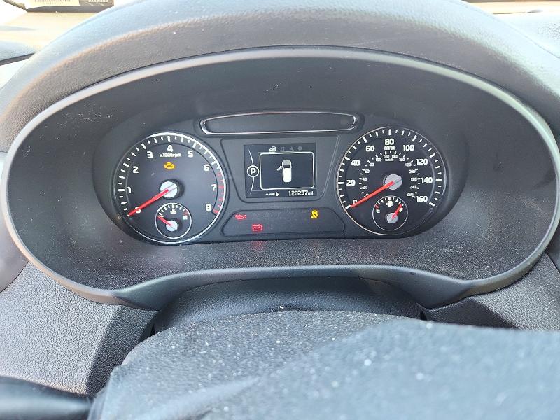 Фото 9 с аукциона – 2016 KIA SORENTO с VIN 5XYPGDA54GG140925