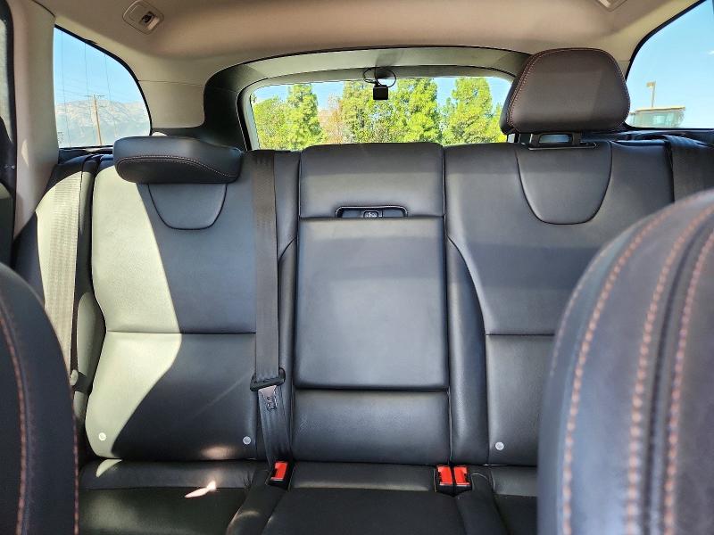 Zdjęcie 10 z aukcji – 2017 VOLVO XC60 z VIN YV440MDR7H2225143