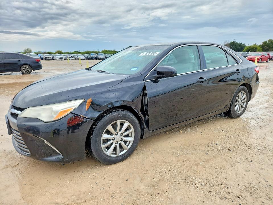 TOYOTA CAMRY 2015 with VIN 4T4BF1FK5FR512281 - Photo from auction