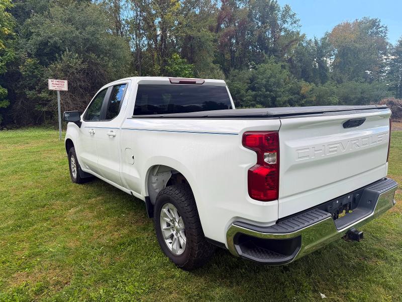Photo 2 from auction – 2022 CHEVROLET SILVERADO with VIN 1GCVDDET3NZ612877