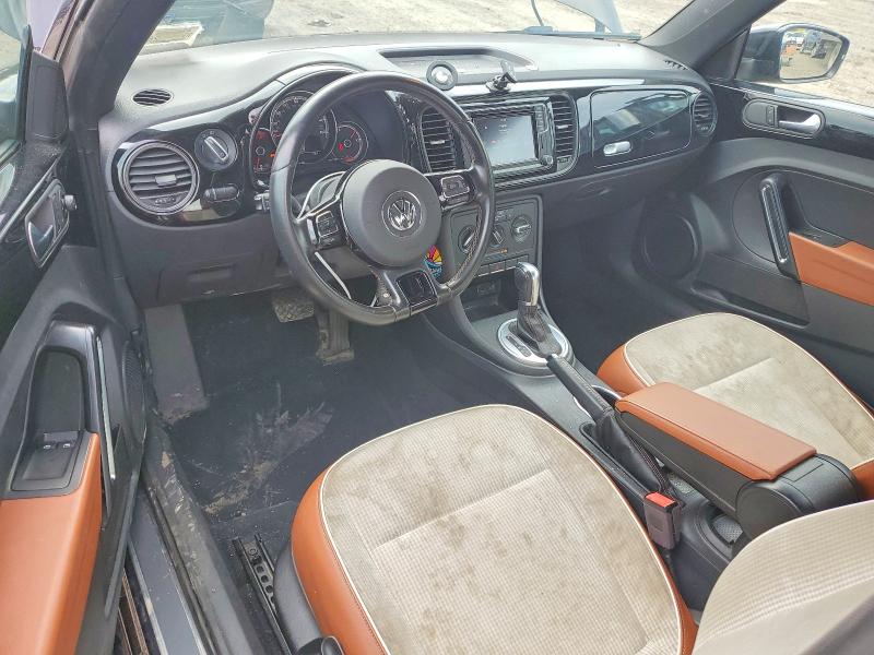 Photo 8 from auction – 2017 VOLKSWAGEN BEETLE with VIN 3VWF17AT7HM630791