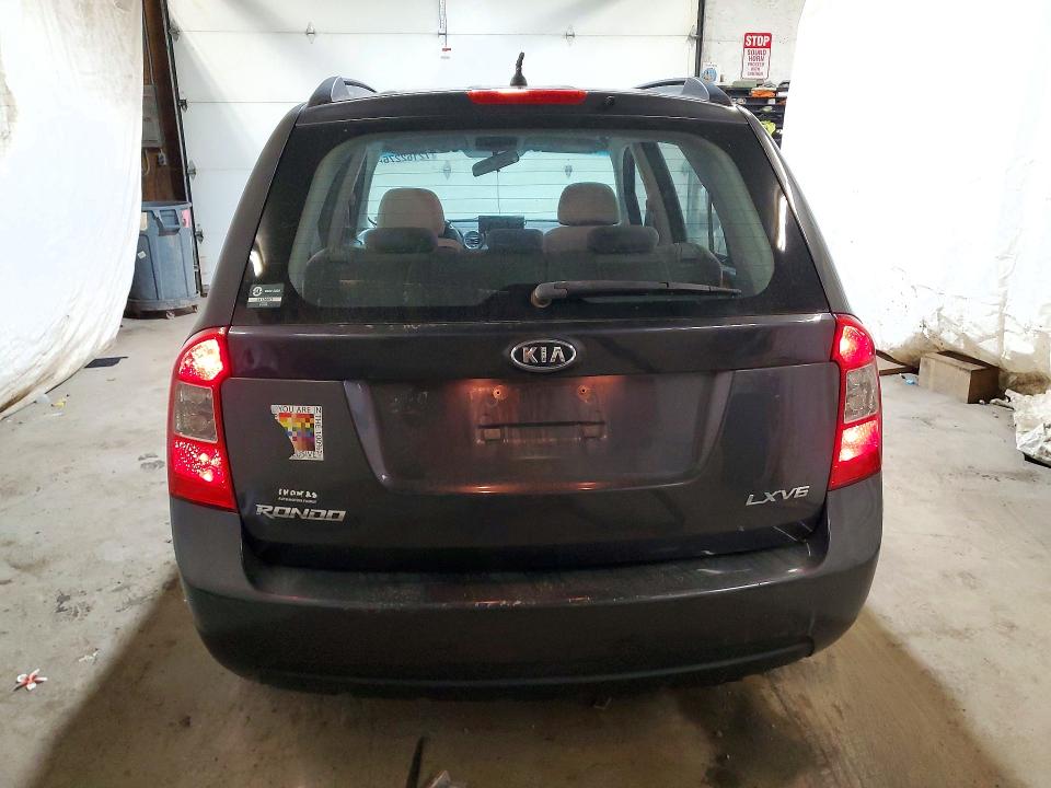 Снимка 6 от търг – 2008 KIA RONDO с VIN KNAFG526987138592