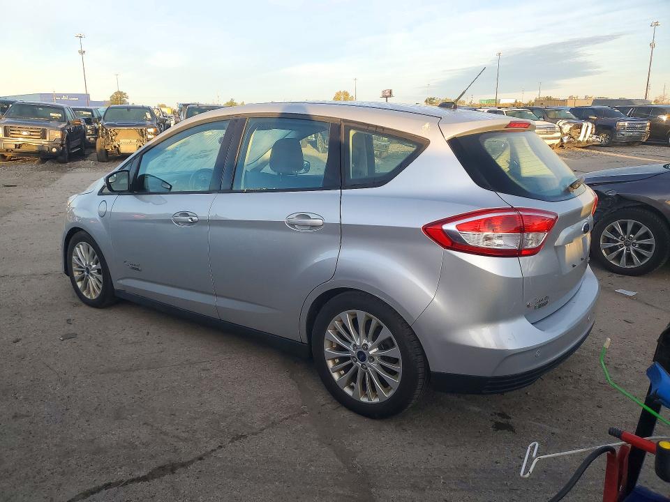 Zdjęcie 2 z aukcji – 2017 FORD C-MAX z VIN 1FADP5EU0HL109581