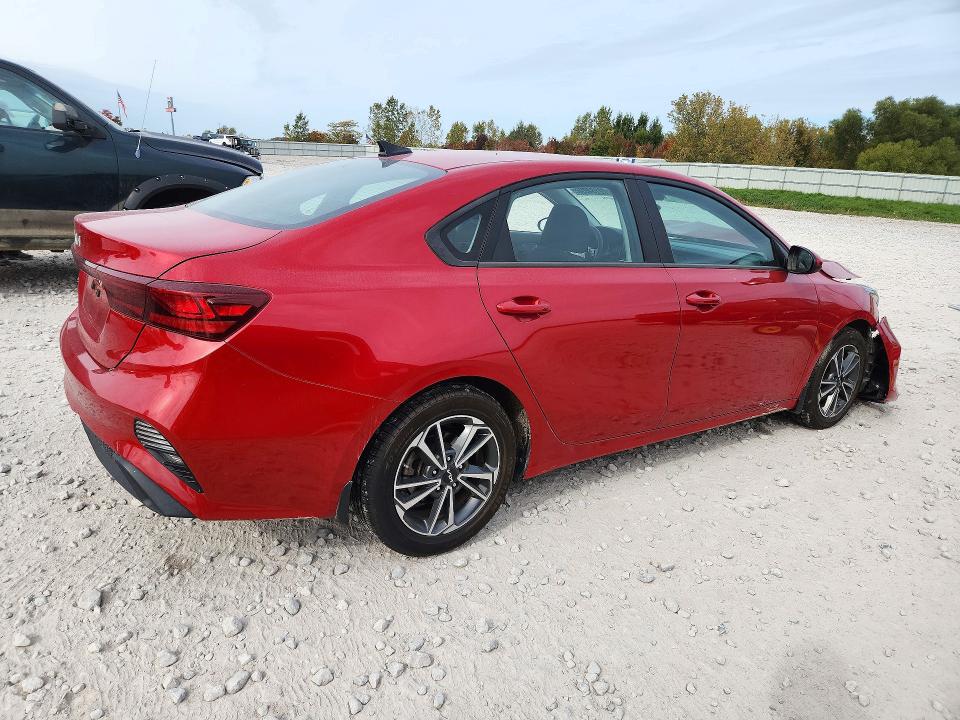 صورة رقم 3 من المزاد - 2023 KIA FORTE مع VIN 3KPF24AD3PE516822