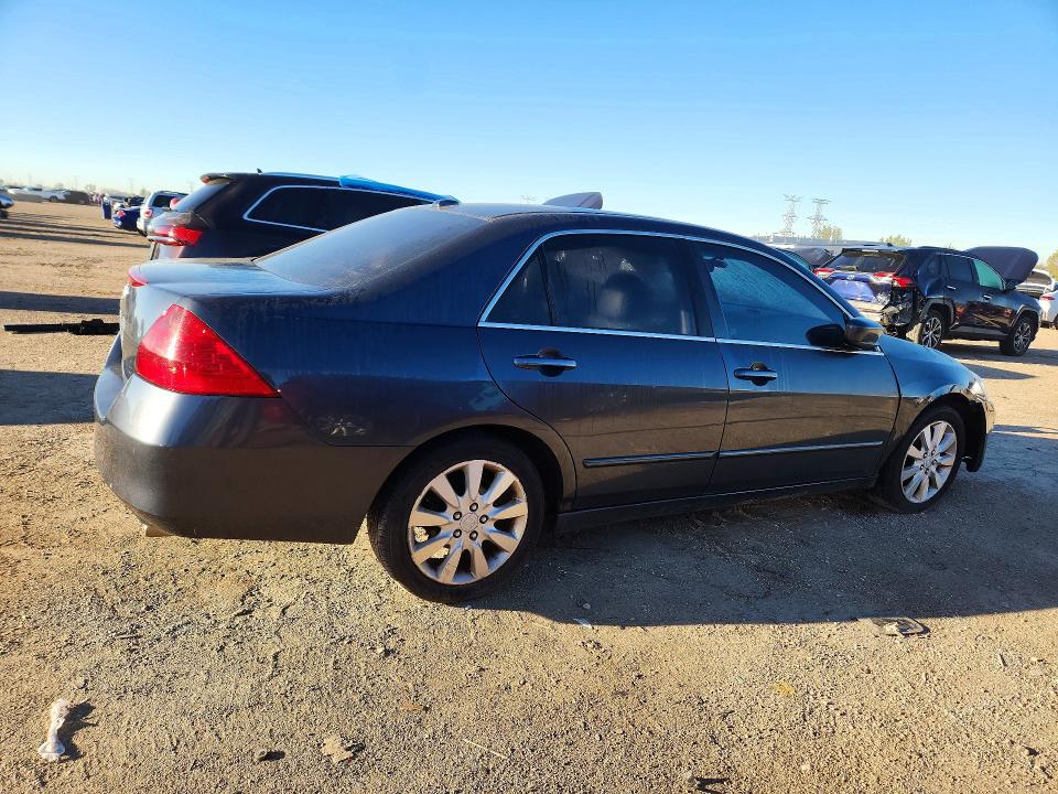Снимка 3 от търг – 2006 HONDA ACCORD с VIN 1HGCM66506A018557