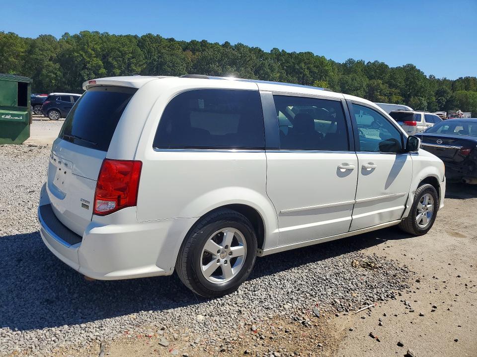 Photo 3 from auction – 2011 DODGE GRAND CARAVAN with VIN 2D4RN5DGXBR661608