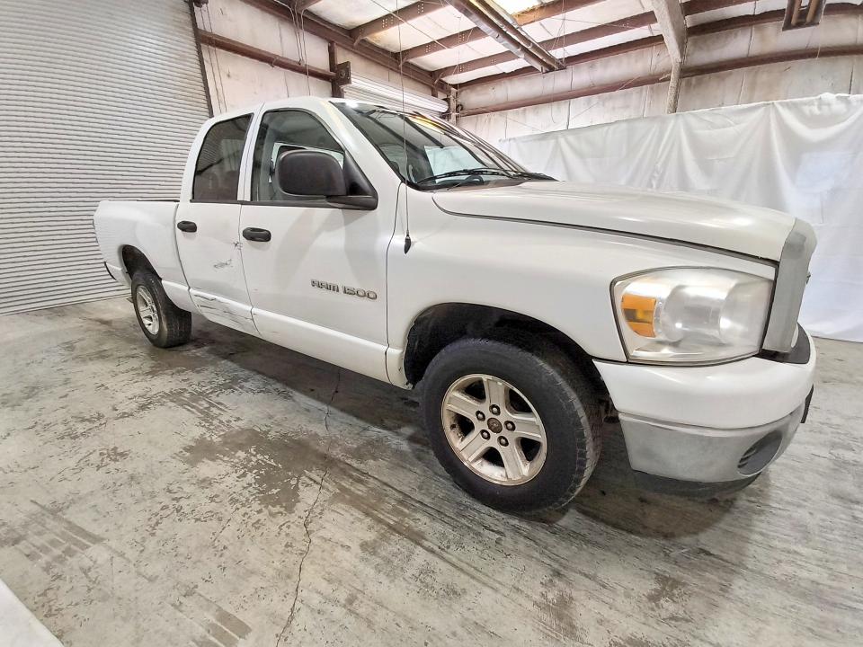 Zdjęcie 4 z aukcji – 2007 DODGE RAM 1500 z VIN 1D7HA18N07J541324