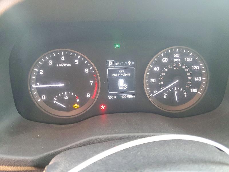 Снимка 9 от търг – 2016 HYUNDAI TUCSON с VIN KM8J33A20GU031888