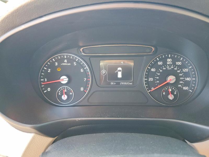 Photo 9 from auction – 2017 KIA SORENTO with VIN 5XYPG4A35HG247417