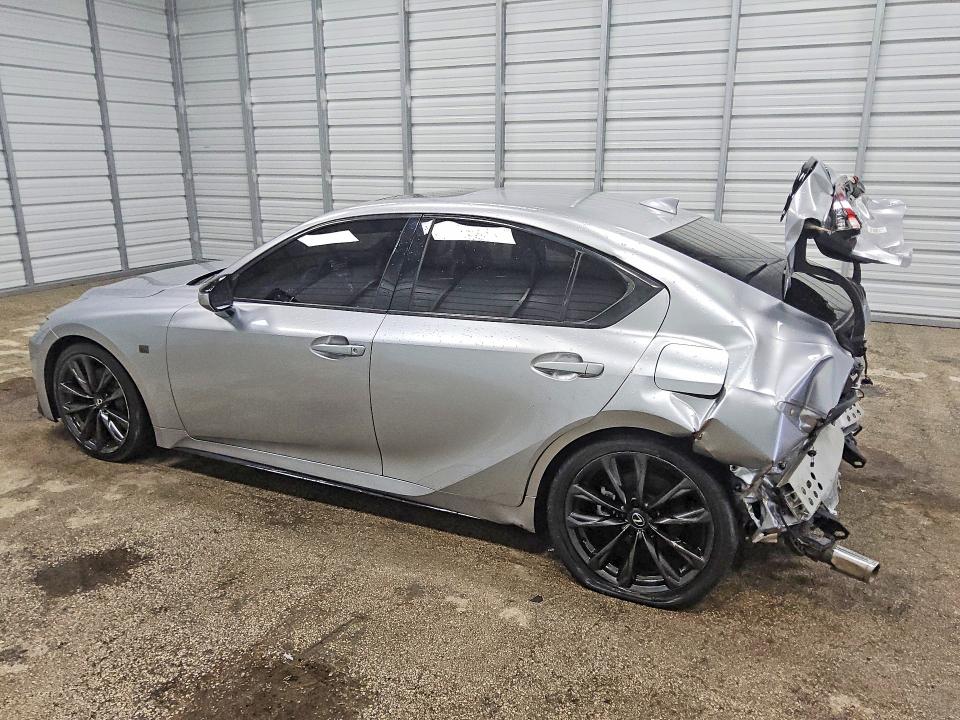 صورة رقم 2 من المزاد - 2024 LEXUS IS 350 مع VIN JTHBZ1B29R5079265