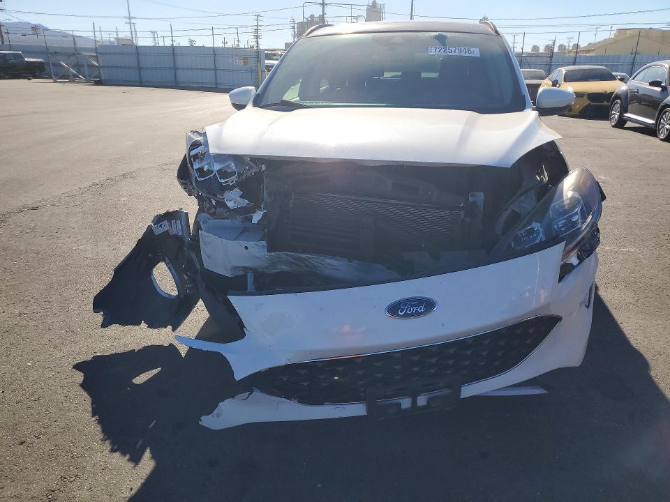 Снимка 5 от търг – 2020 FORD ESCAPE с VIN 1FMCU0DZ4LUB93658
