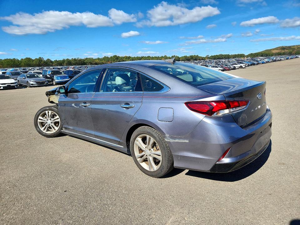 Photo 2 from auction – 2018 HYUNDAI SONATA with VIN 5NPE34AF5JH644069