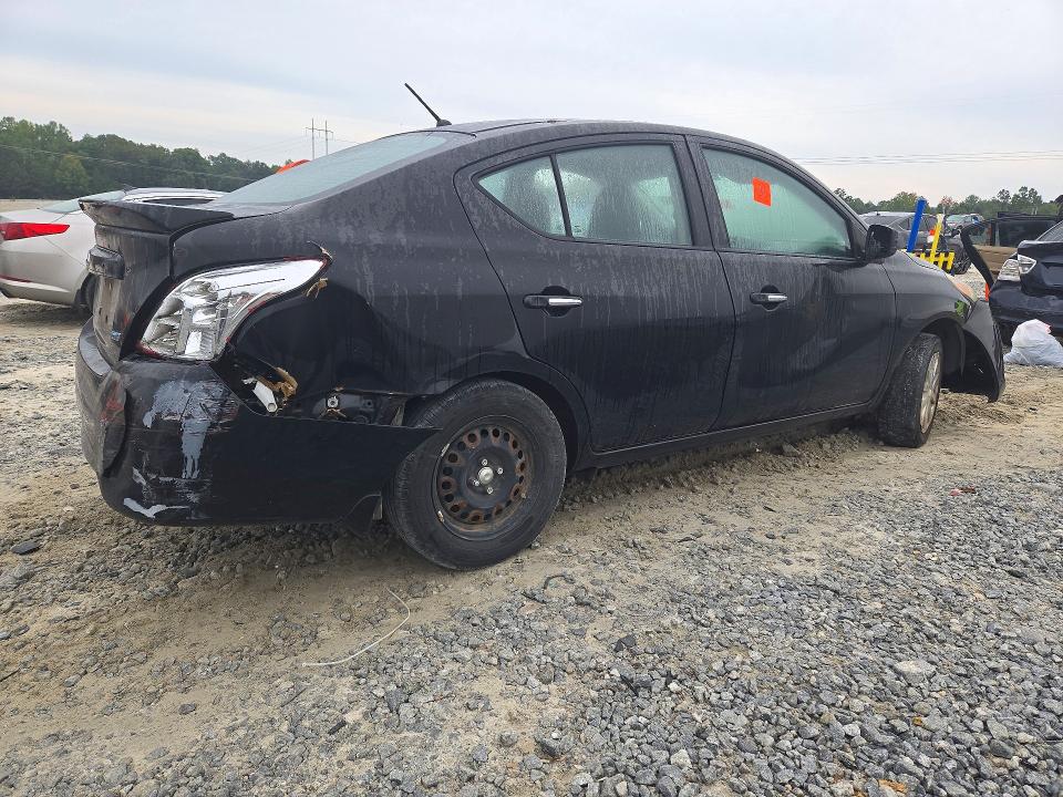 Снимка 3 от търг – 2016 NISSAN VERSA с VIN 3N1CN7AP0GL847622
