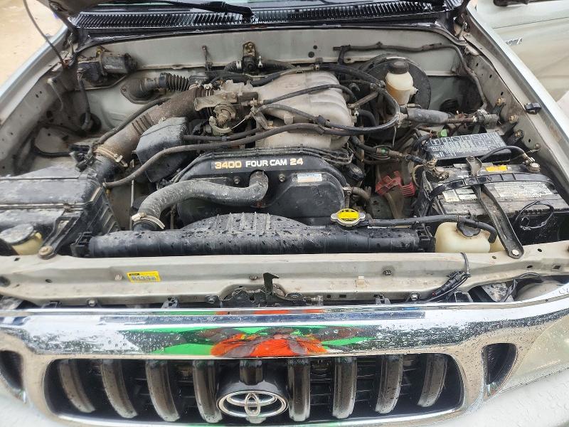 Снимка 11 от търг – 2002 TOYOTA TACOMA с VIN 5TESN92N72Z102194