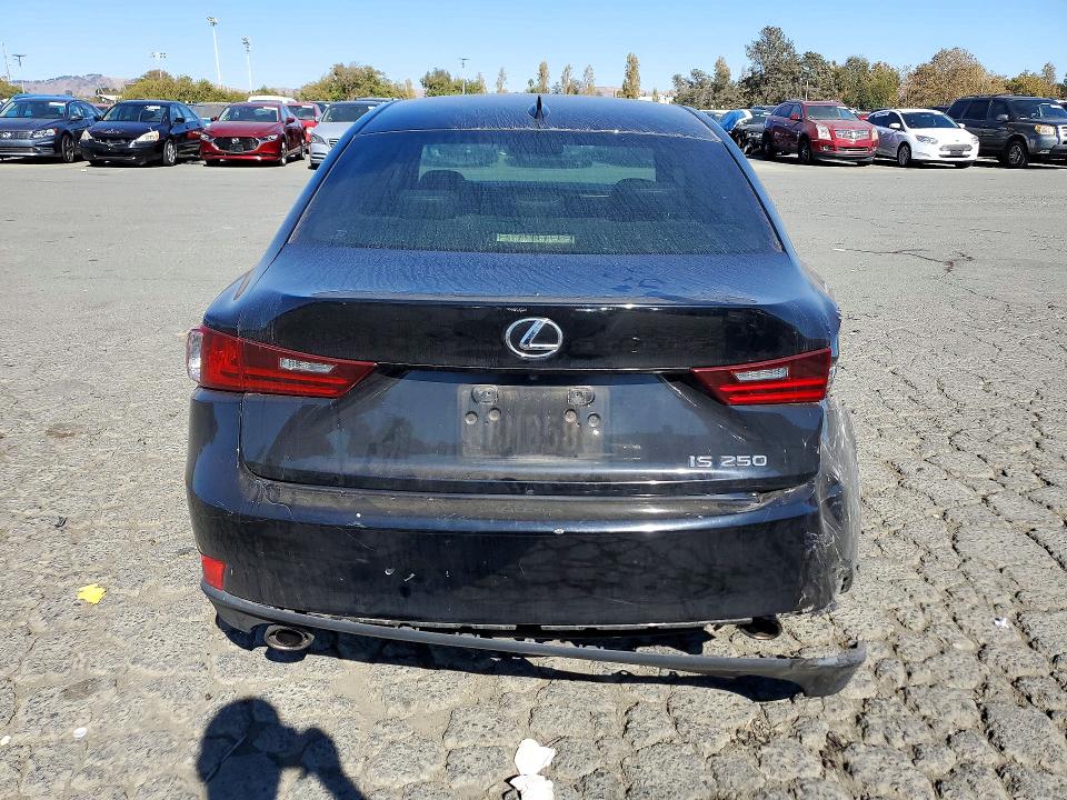 صورة رقم 6 من المزاد - 2014 LEXUS IS مع VIN JTHBF1D27E5036527