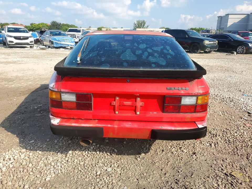 Фото 6 с аукциона – 1987 PORSCHE 944 с VIN WP0AB0948HN472854