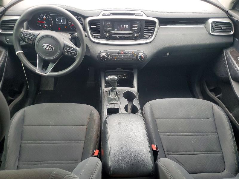 Снимка 8 от търг – 2016 KIA SORENTO с VIN 5XYPG4A51GG036439