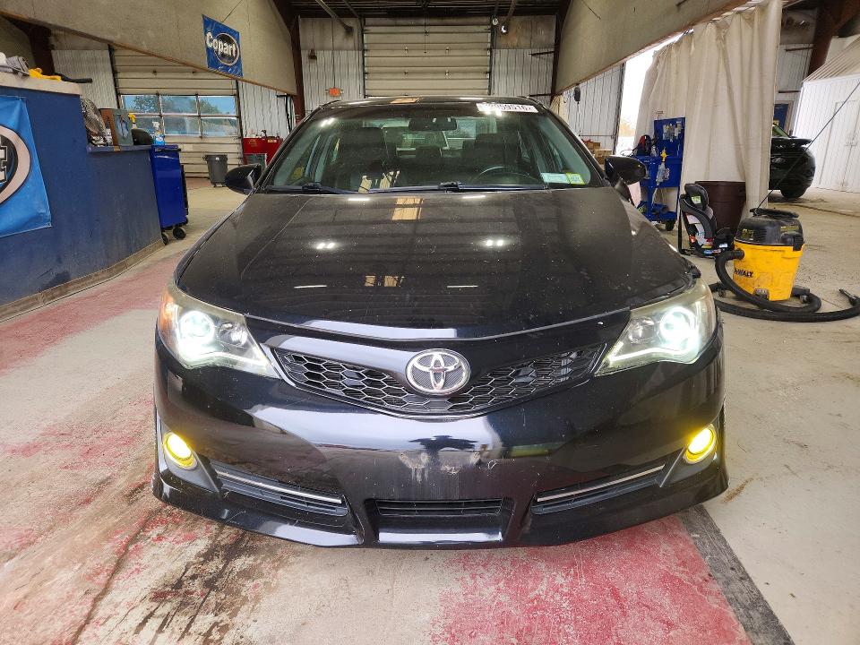 Photo 5 from auction – 2012 TOYOTA CAMRY with VIN 4T1BF1FK5CU199576