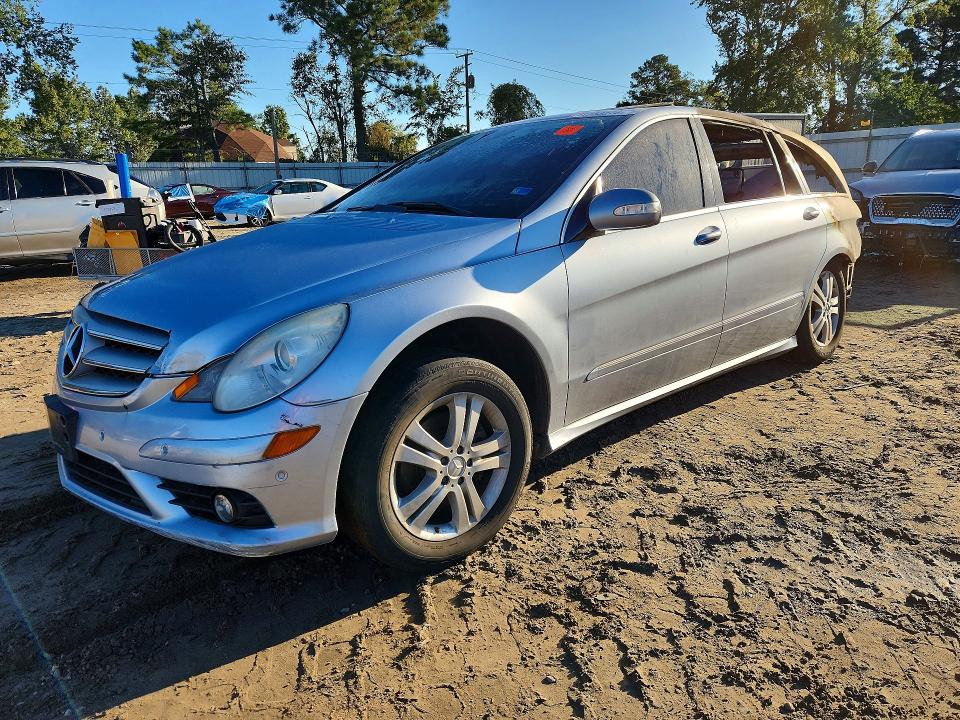 MERCEDES-BENZ R 2008 с VIN 4JGCB65E18A063317 - Снимка от търг