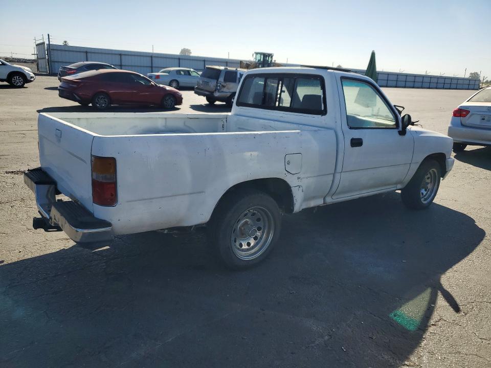 Photo 3 from auction – 1990 TOYOTA PICKUP with VIN JT4RN81R4L5062769