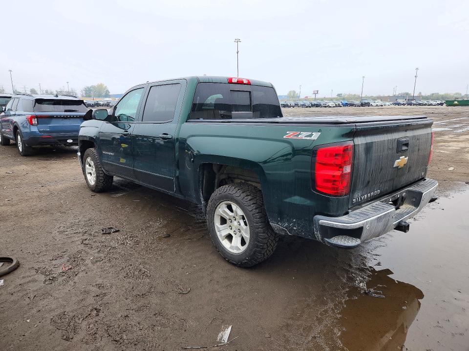 Photo 2 from auction – 2015 CHEVROLET SILVERADO with VIN 3GCUKREC7FG132843