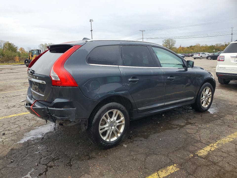 Photo 3 from auction – 2014 VOLVO XC60 with VIN YV4952DL8E2513790