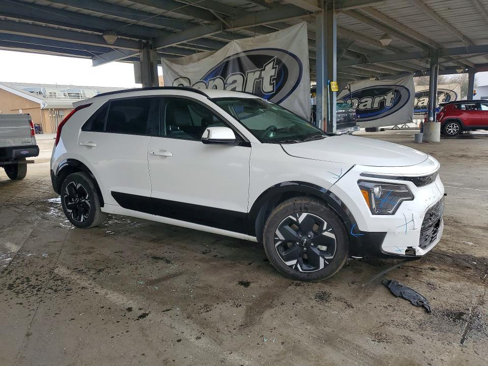 Photo 4 from auction – 2024 KIA NIRO with VIN KNDCR3L16R5115324