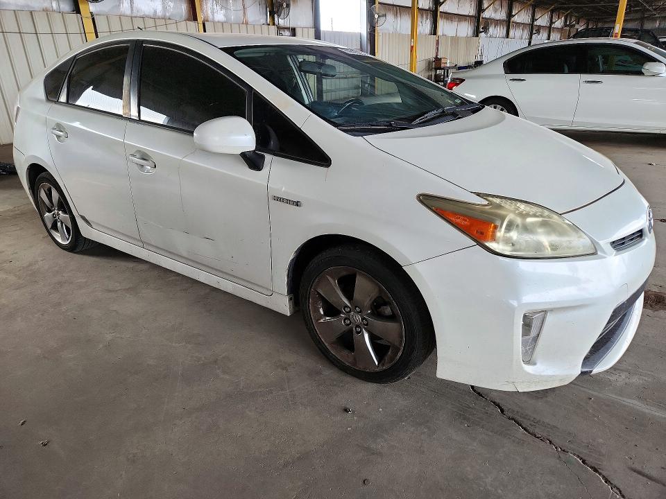 Photo 4 from auction – 2013 TOYOTA PRIUS with VIN JTDKN3DU8D1660764