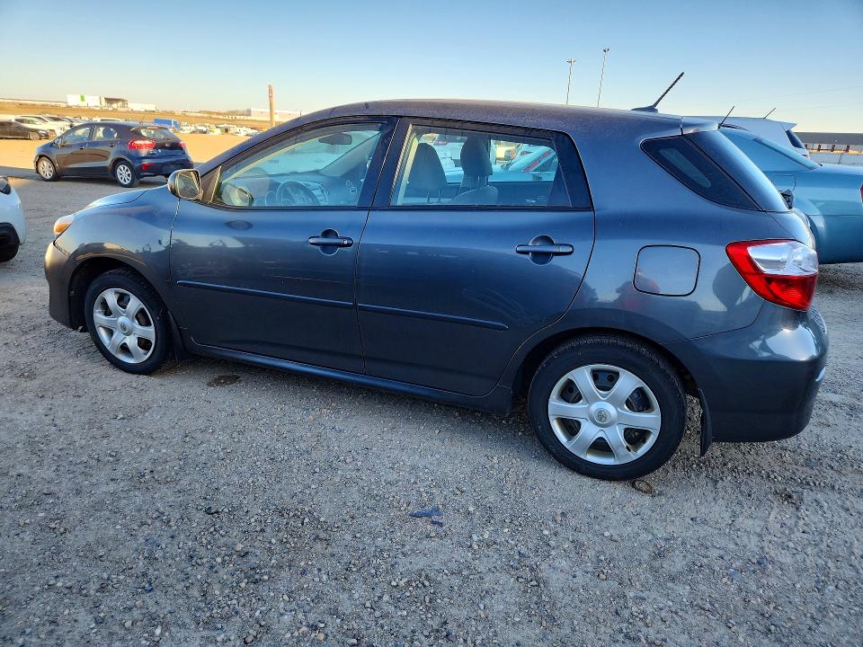 Снимка 2 от търг – 2010 TOYOTA COROLLA MATRIX с VIN 2T1KU4EE3AC259033