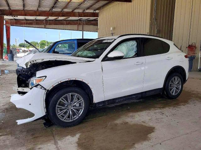 Снимка 1 от търг – 2022 ALFA ROMEO STELVIO с VIN ZASPAJAN5N7D28208