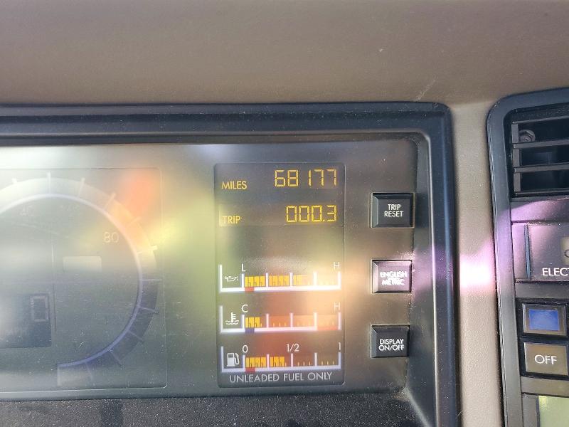 Снимка 9 от търг – 1992 CADILLAC ALLANTE с VIN 1G6VS3385NU125548
