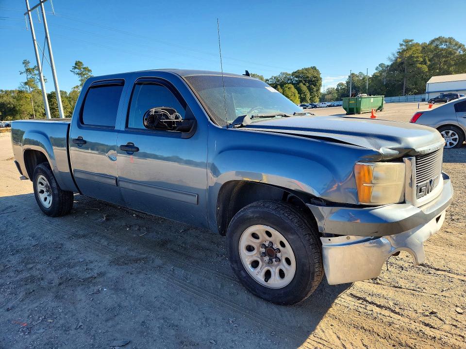 Снимка 4 от търг – 2013 GMC SIERRA с VIN 3GTP1UEA1DG106933