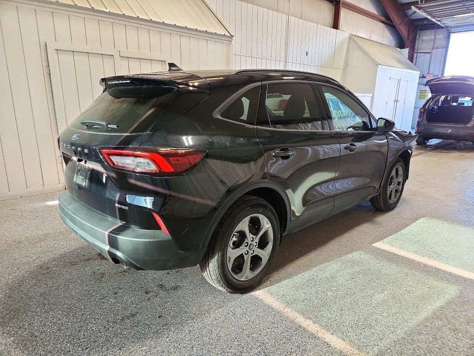 Снимка 3 от търг – 2025 FORD ESCAPE с VIN 1FMCU9MN0SUB18360