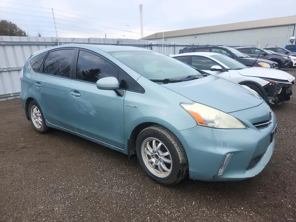 Снимка 4 от търг – 2013 TOYOTA PRIUS V с VIN JTDZN3EU0D3193602