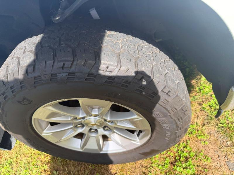 Photo 7 from auction – 2022 CHEVROLET SILVERADO with VIN 1GCVDDET3NZ612877