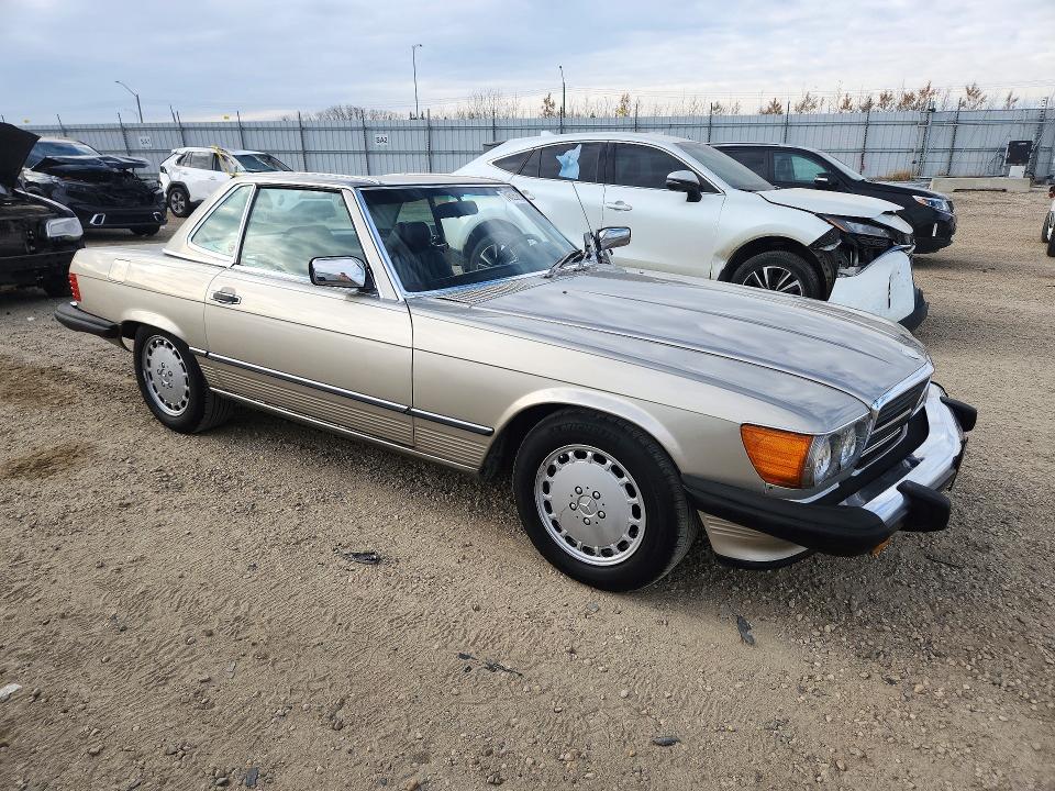 Снимка 4 от търг – 1987 MERCEDES-BENZ 560 с VIN WDBBA48D7HA059555