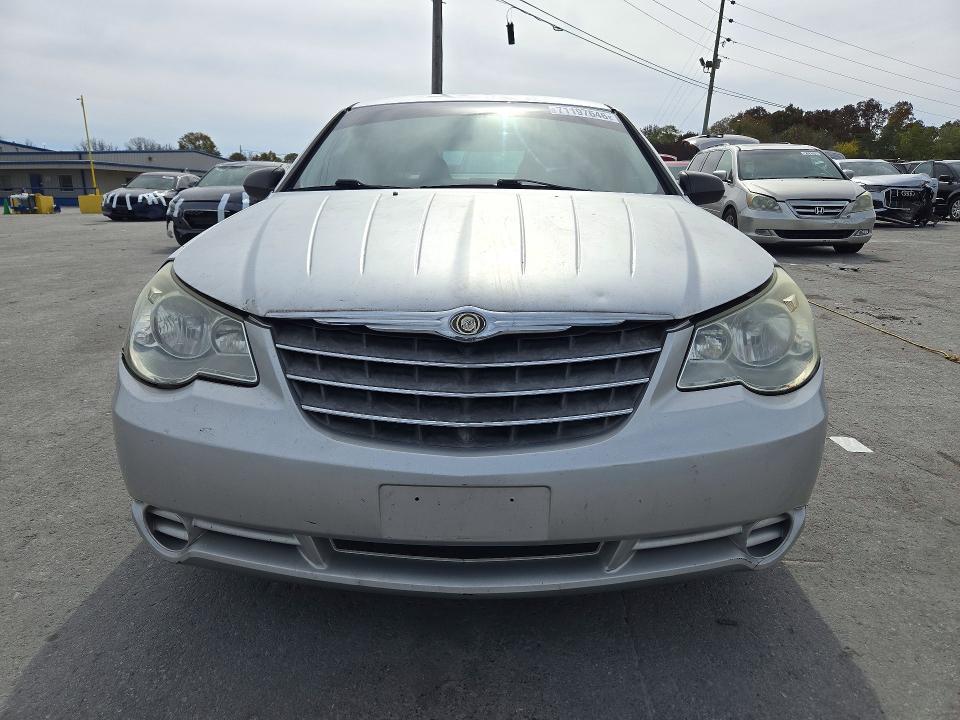 Снимка 5 от търг – 2008 CHRYSLER SEBRING с VIN 1C3LC46K08N176571