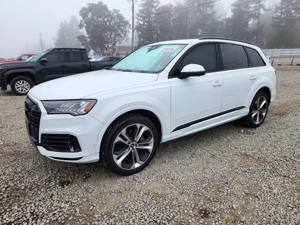 AUDI Q7 2020 with VIN WA1LXAF73LD012847 - Photo from auction