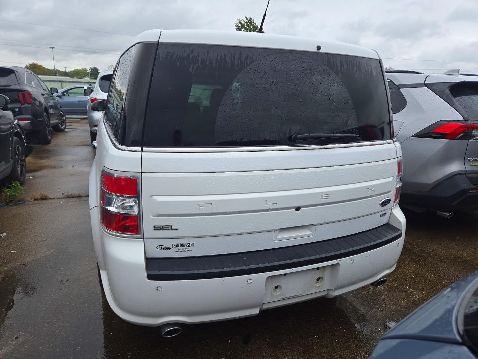 Снимка 6 от търг – 2015 FORD FLEX с VIN 2FMHK6C86FBA22413