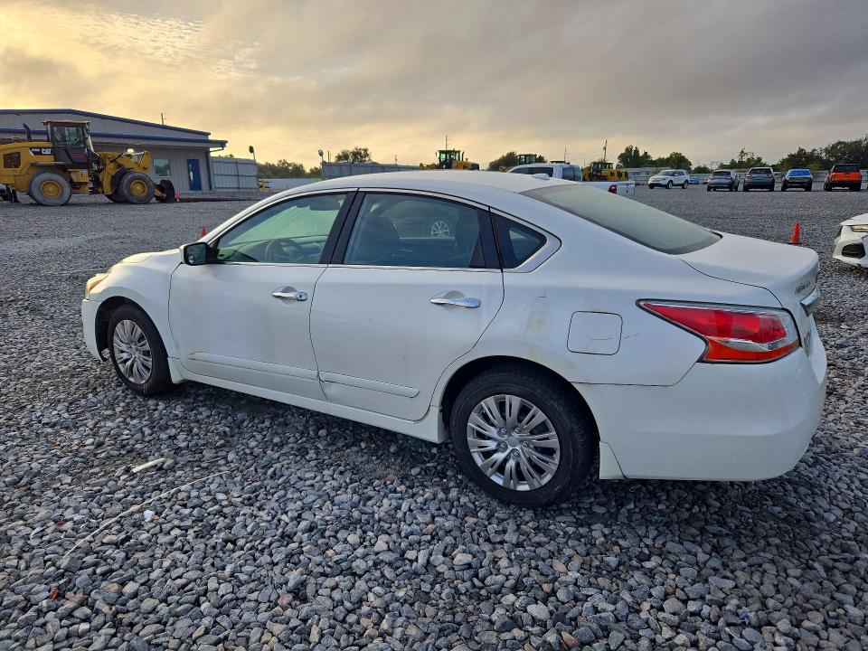 Снимка 2 от търг – 2014 NISSAN ALTIMA с VIN 1N4AL3AP7EC281198