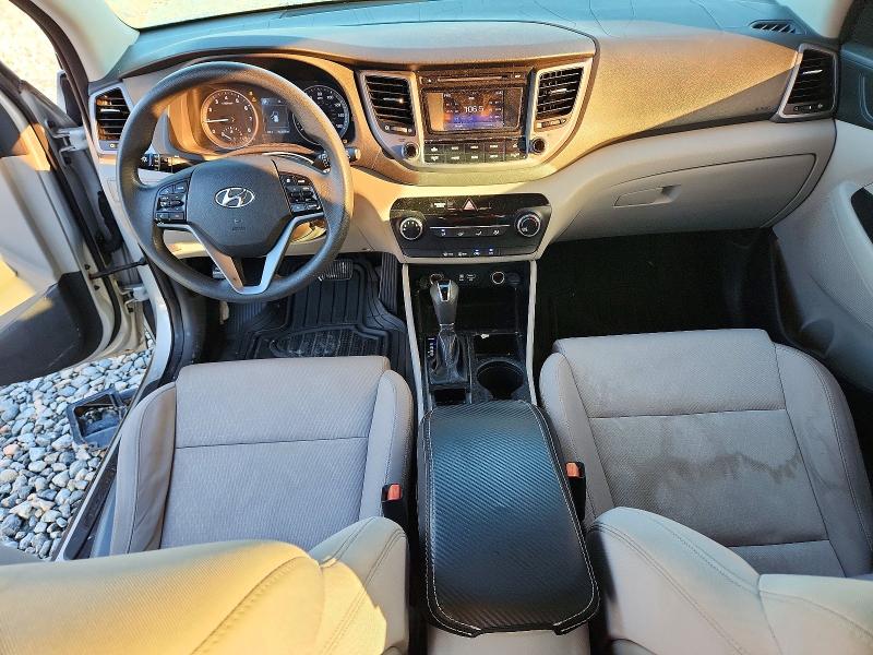 Photo 8 from auction – 2016 HYUNDAI TUCSON with VIN KM8J33A47GU116793