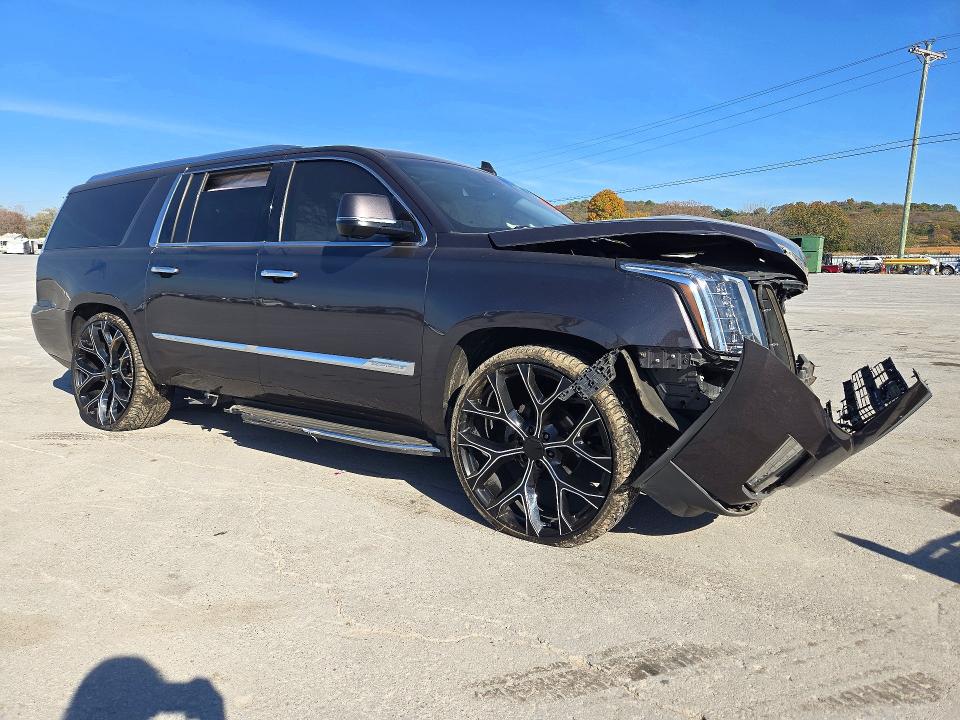 Снимка 4 от търг – 2016 CADILLAC ESCALADE с VIN 1GYS3HKJ9GR243472
