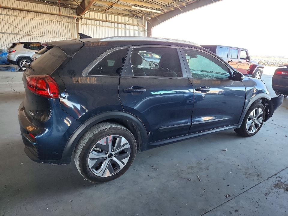 Снимка 3 от търг – 2020 KIA NIRO с VIN KNDCC3LG3L5036142