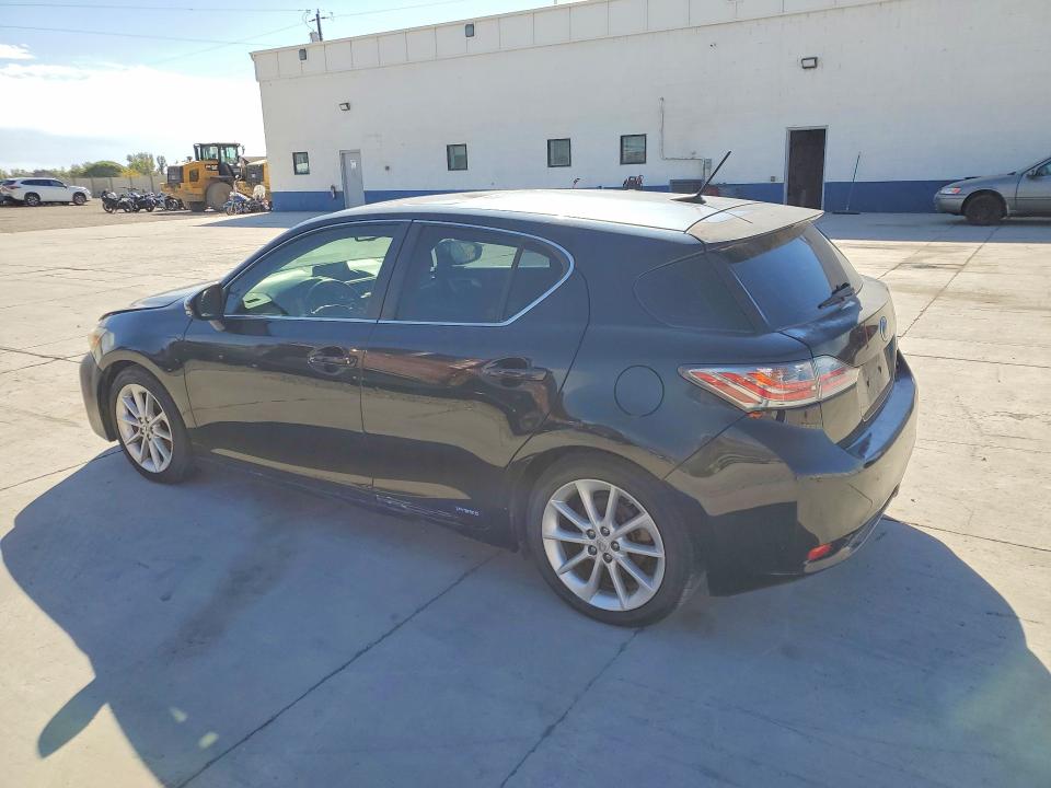 Фото 2 с аукциона – 2011 LEXUS CT с VIN JTHKD5BH6B2030560