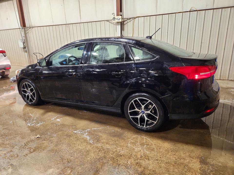Zdjęcie 2 z aukcji – 2017 FORD FOCUS z VIN 1FADP3H25HL203048