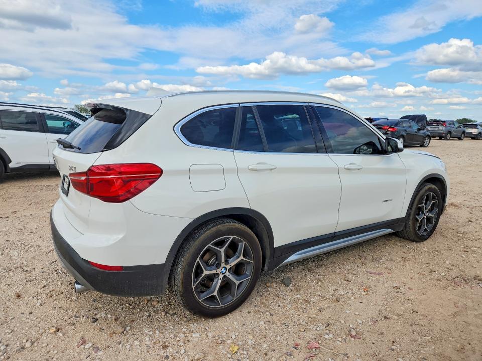 Фото 3 с аукциона – 2016 BMW X1 с VIN WBXHT3C37GP884217