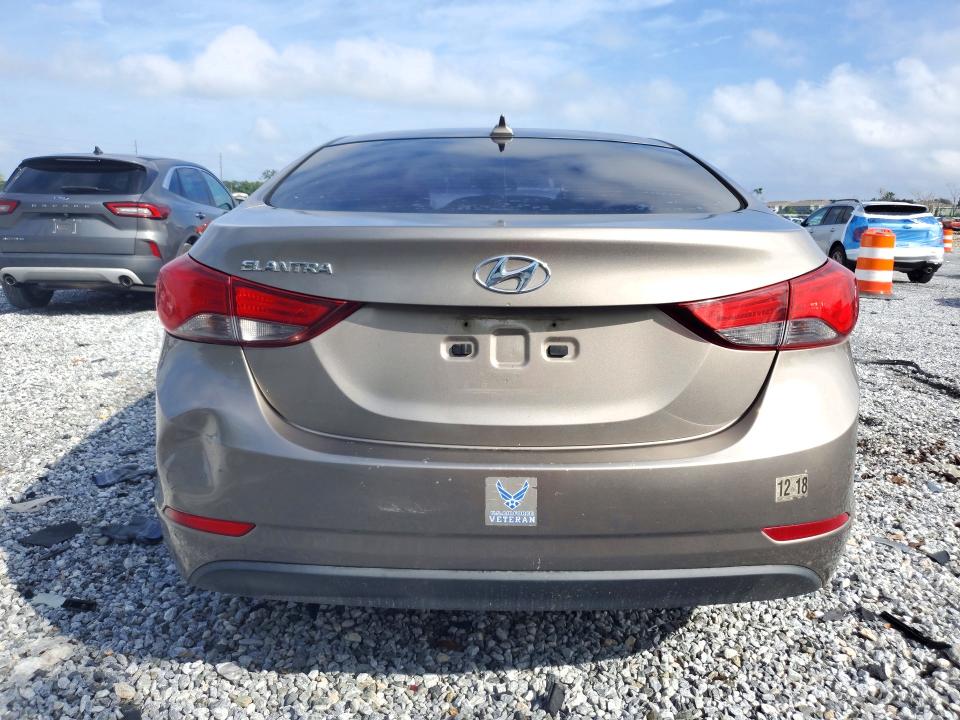 Снимка 6 от търг – 2016 HYUNDAI ELANTRA с VIN 5NPDH4AE3GH750579