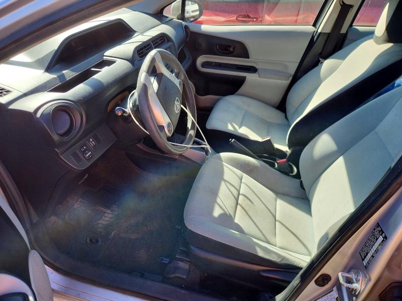 Снимка 7 от търг – 2014 TOYOTA PRIUS C с VIN JTDKDTB31E1559189