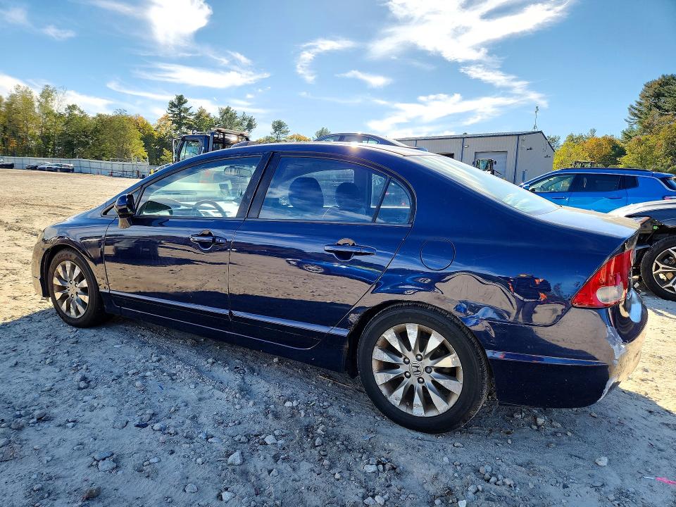 Photo 2 from auction – 2011 HONDA CIVIC with VIN 19XFA1F82BE011196