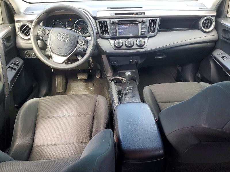 Photo 8 from auction – 2018 TOYOTA RAV4 with VIN JTMZFREV0JD124830